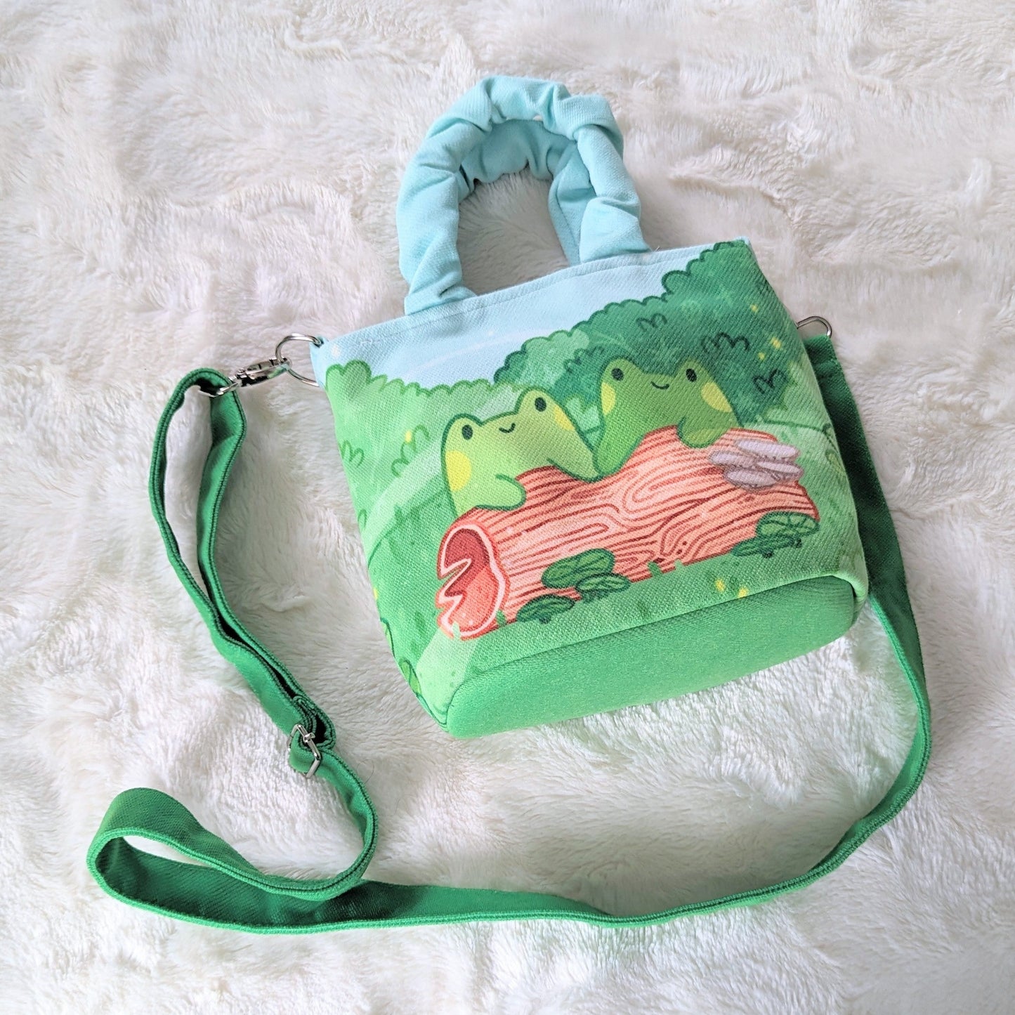 Frogs in Love Crossbody Bucket Bag