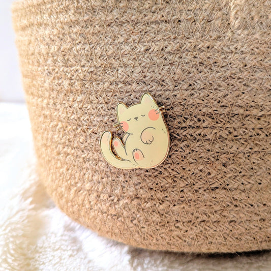 Buttercream Kitty Enamel Pin