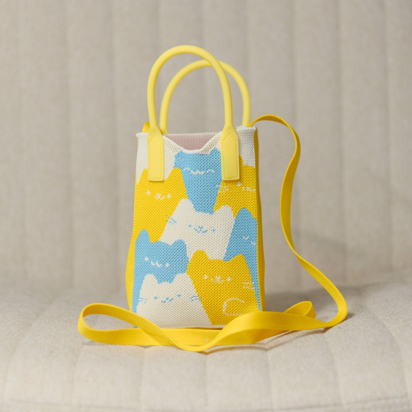 Cat Pile Knit Shoulder Bag