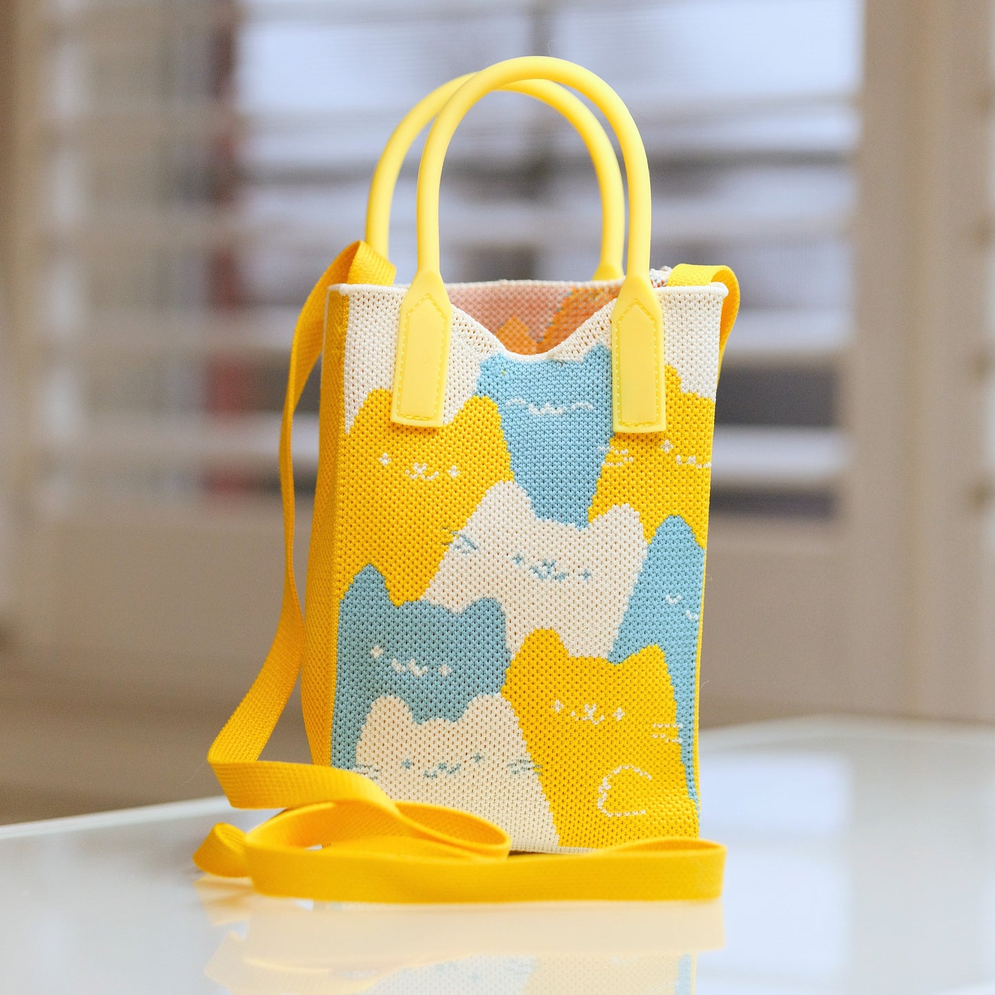 Cat Pile Knit Shoulder Bag