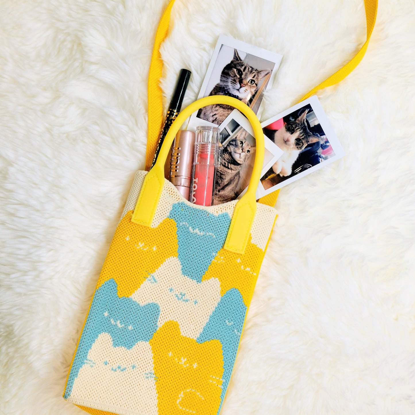 Cat Pile Knit Shoulder Bag