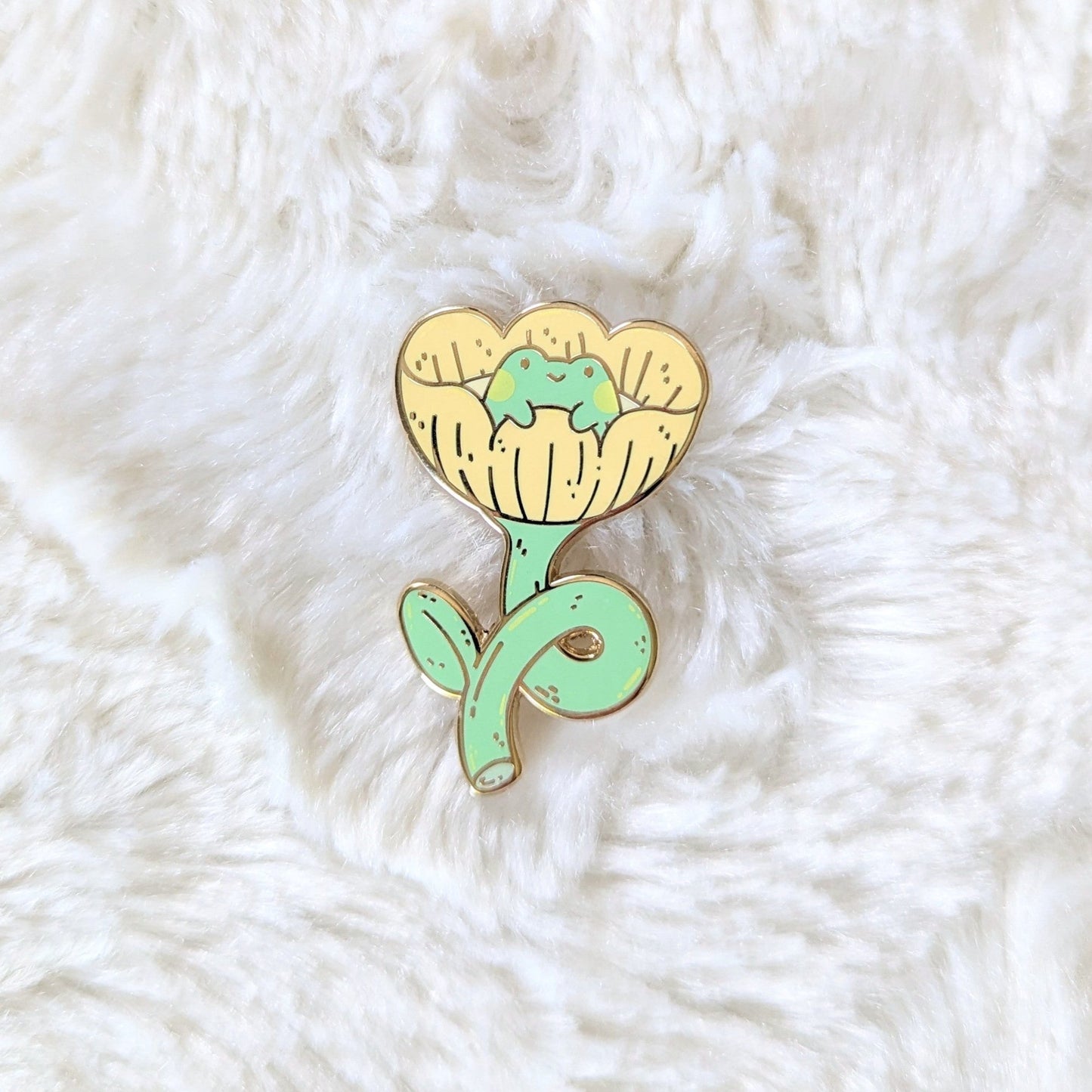 Flower Frogs Enamel Pins