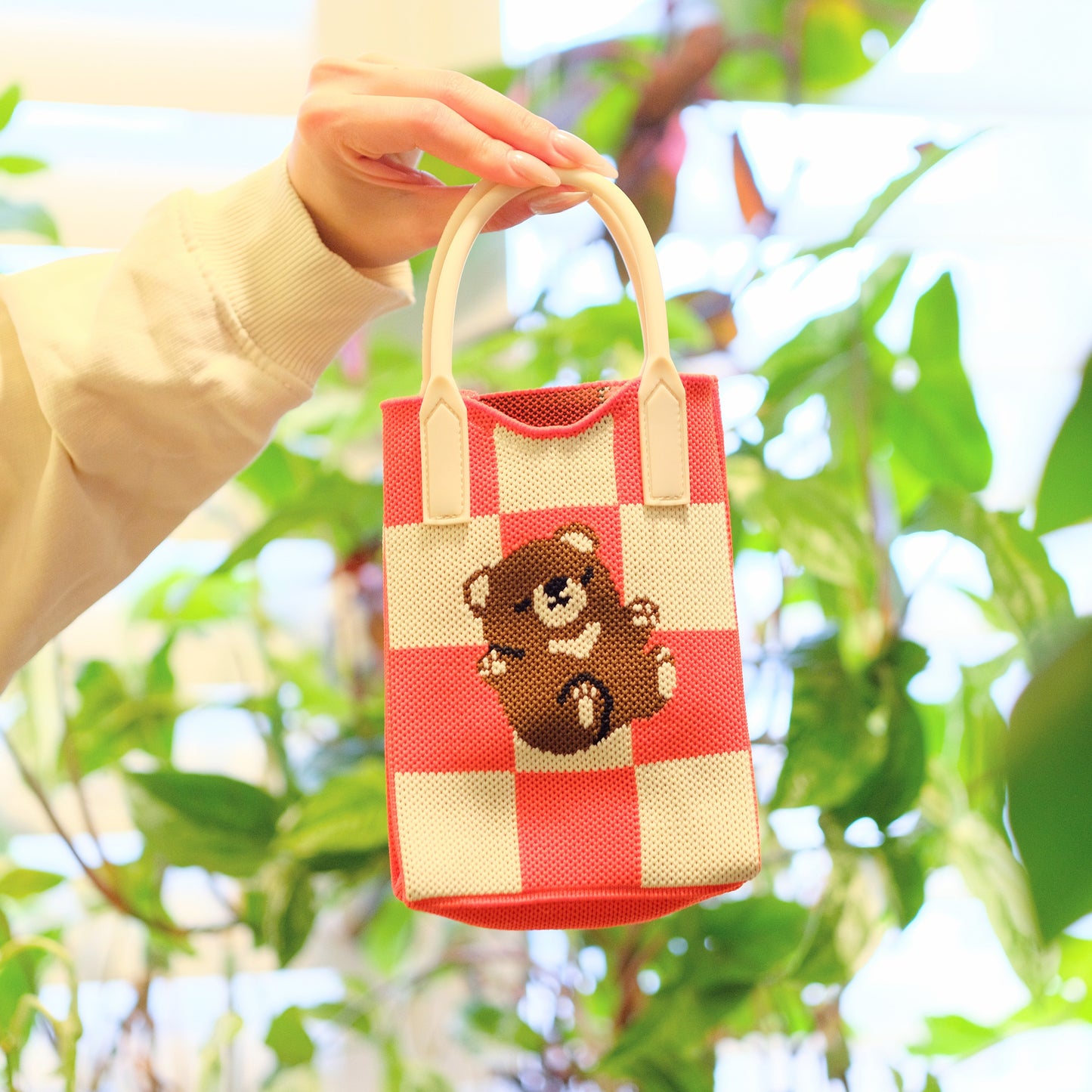 Bear Picnic Knit Shoulder Bag