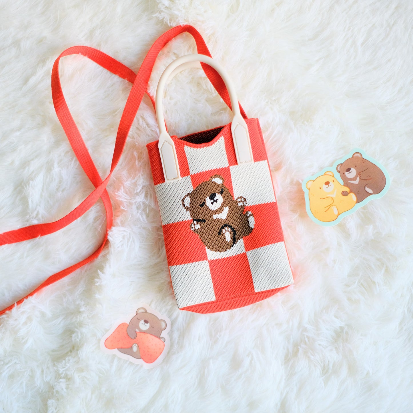 Bear Picnic Knit Shoulder Bag