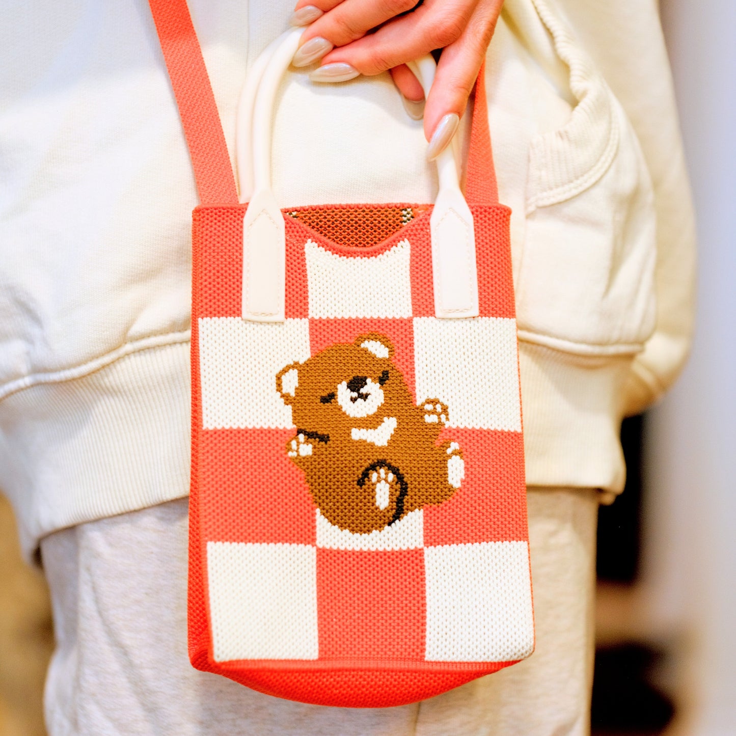 Bear Picnic Knit Shoulder Bag