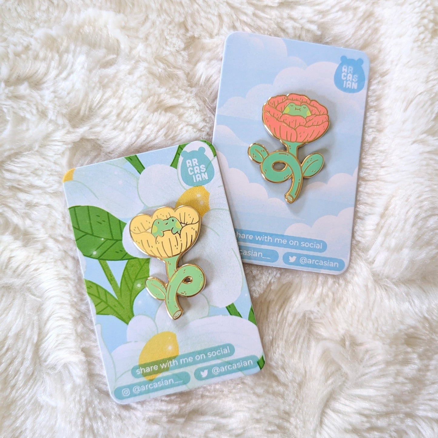 Flower Frogs Enamel Pins